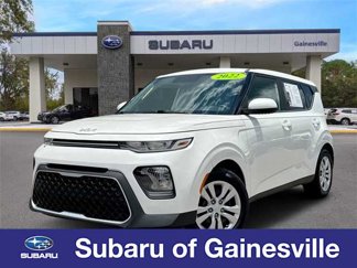 Used 2022 Kia Soul LX image 1