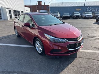 Used 2018 Chevrolet Cruze LT w/ Convenience Package image 1