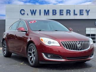 Used 2017 Buick Regal Sport Touring image 1