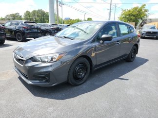 Used 2018 Subaru Impreza 2.0i image 1