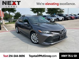 Used 2019 Toyota Camry LE image 1