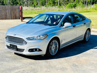 Used 2015 Ford Fusion SE w/ Equipment Group 202A image 1