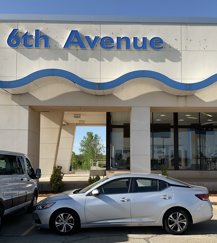 Used 2023 Nissan Sentra SV image 1