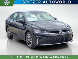 New 2025 Volkswagen Jetta SE image 1