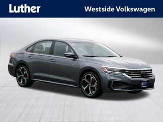 Certified 2021 Volkswagen Passat 2.0T R-Line image 1
