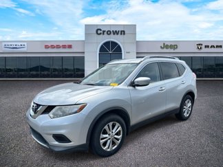 Used 2015 Nissan Rogue SV image 1