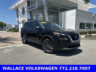 Used 2023 Nissan Rogue S image 1