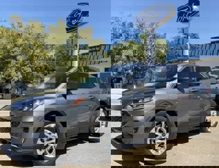 Used 2022 Ford Escape SE w/ Convenience Package image 1