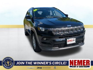 Used 2022 Jeep Compass Latitude image 1