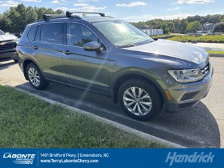Used 2019 Volkswagen Tiguan SE image 1