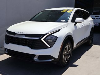 Used 2023 Kia Sportage LX image 1