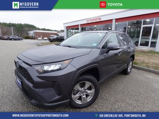 Used 2022 Toyota RAV4 LE image 1