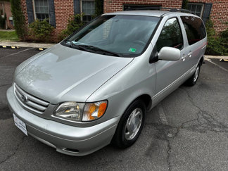 Used 2002 Toyota Sienna LE image 1