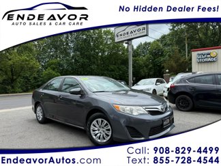 Used 2012 Toyota Camry LE image 1