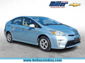 Used 2015 Toyota Prius Four image 1