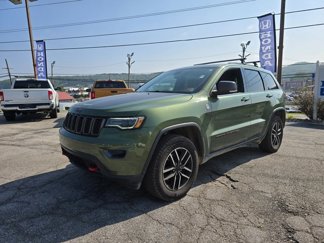 Used 2020 Jeep Grand Cherokee Trailhawk w/ Trailhawk Luxury Group image 1