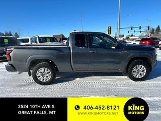 Used 2023 Nissan Frontier SV image 1