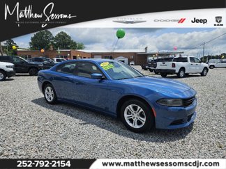 Used 2022 Dodge Charger SXT image 1