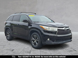 Used 2016 Toyota Highlander XLE image 1