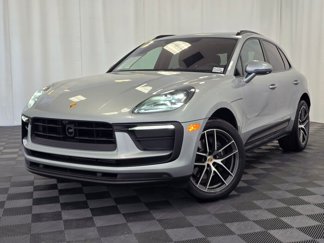 Certified 2024 Porsche Macan image 1