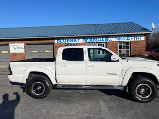 Used 2015 Toyota Tacoma TRD Pro image 1