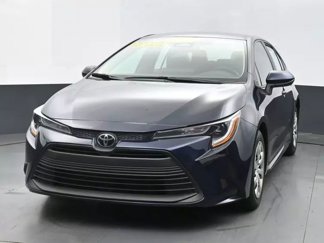 Used 2024 Toyota Corolla LE image 1