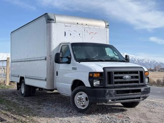 Used 2015 Ford E-350 and Econoline 350 Super Duty image 1