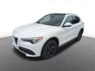 Used 2018 Alfa Romeo Stelvio Sport w/ Cold Weather Package image 1