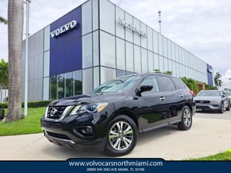Used 2019 Nissan Pathfinder SL image 1