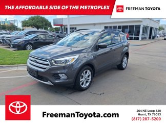Used 2019 Ford Escape SEL image 1