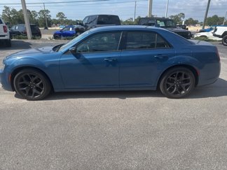 Used 2021 Chrysler 300 Touring w/ Sport Appearance Package image 1