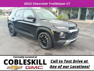 Used 2022 Chevrolet TrailBlazer LT w/ Convenience Package image 1