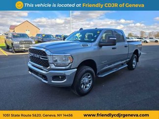 Used 2021 RAM 1500 Classic Warlock w/ Luxury Group image 1