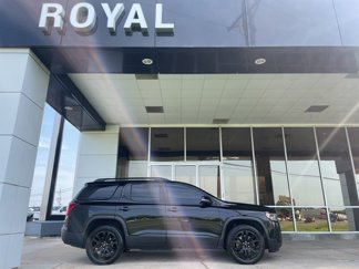 Used 2023 GMC Acadia SLE w/ Driver Convenience Package image 1