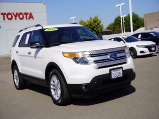 Used 2015 Ford Explorer XLT w/ Equipment Group 202B image 1
