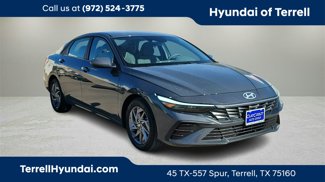 New 2025 Hyundai Elantra SEL image 1