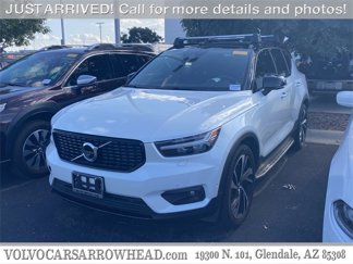 Used 2022 Volvo XC40 T4 R-Design w/ Advanced Package image 1