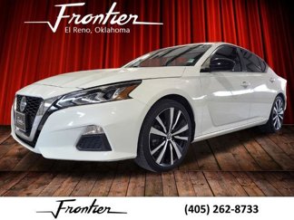 Used 2021 Nissan Altima 2.5 SR image 1