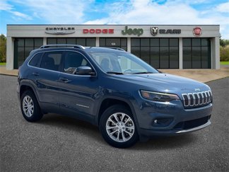 Certified 2019 Jeep Cherokee Latitude w/ Cold Weather Group image 1