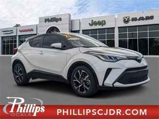 Used 2021 Toyota C-HR XLE image 1