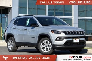 New 2025 Jeep Compass Latitude image 1