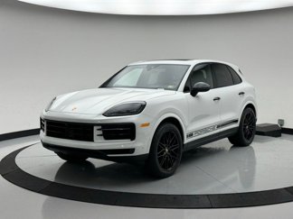 Used 2024 Porsche Cayenne image 1