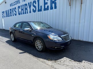 Used 2013 Chrysler 200 Limited image 1