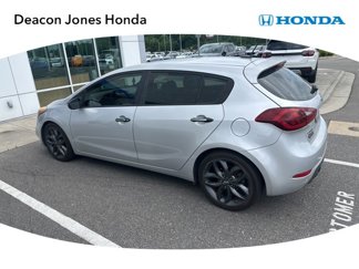 Used 2016 Kia Forte SX image 1