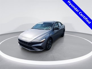 Used 2025 Hyundai Elantra Sport video 3