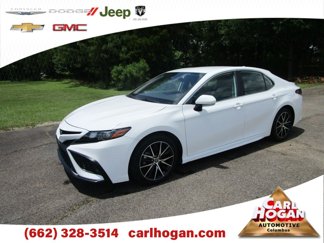 Used 2023 Toyota Camry SE image 1