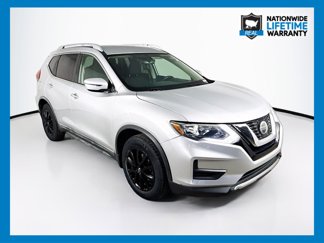 Used 2018 Nissan Rogue SV image 1