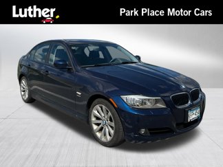 Used 2011 BMW 328i xDrive Sedan image 1