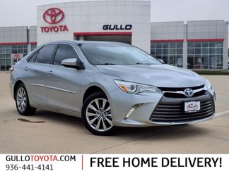 Used 2017 Toyota Camry XLE image 1