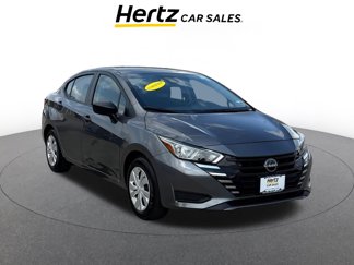 Used 2024 Nissan Versa S image 1